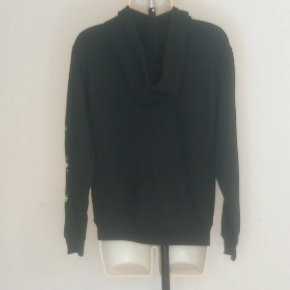 BEETLEJUICE Black Hoodie Sweater with Ornate Design Longsleeve Sz XXS (00) Unisx